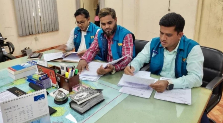 রেলে লাখ টাকার যন্ত্র কোটি টাকায় ক্রয় দেখিয়ে অর্থ লোপাট রেলে লাখ টাকার যন্ত্র কোটি টাকায় ক্রয় দেখিয়ে অর্থ লোপাট
