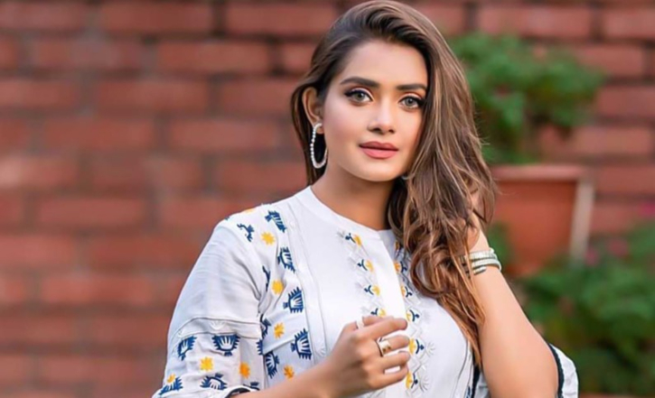 ওয়েব ফিল্মে তানজিন তিশা ওয়েব ফিল্মে তানজিন তিশা