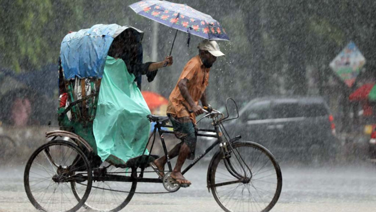 বাড়বে বৃষ্টিপাতের প্রবণতা