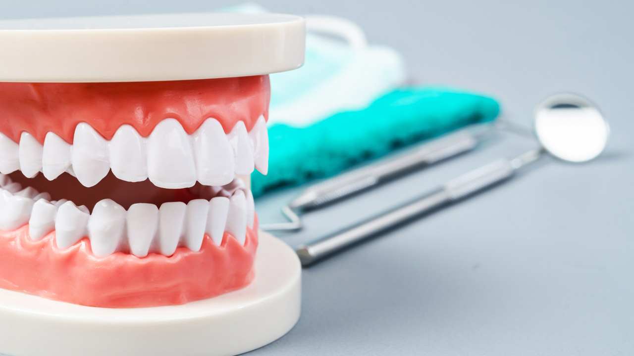 স্বর্ণের দাঁত লাগানো যাবে? স্বর্ণের দাঁত লাগানো যাবে?