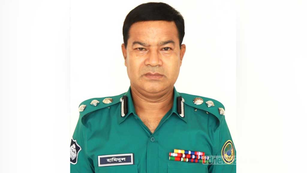 বগুড়ায় প্রতারণার মামলায় সাবেক অতিরিক্ত ডিআইজি কারাগারে