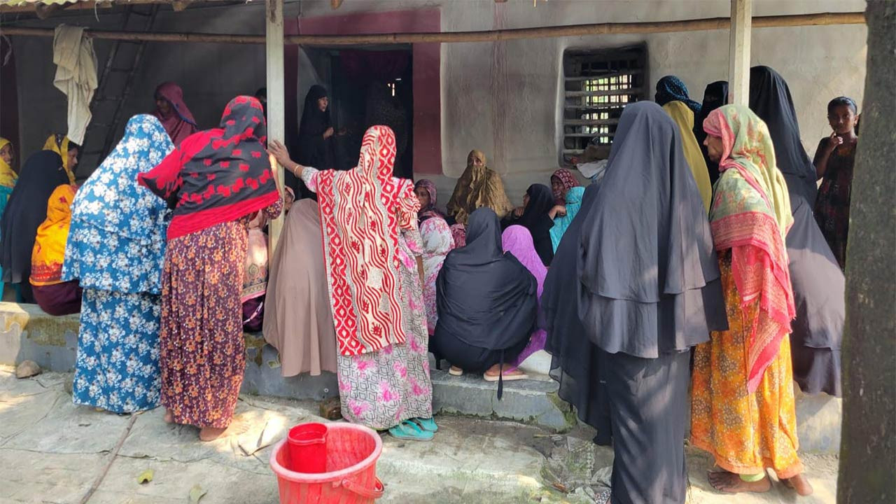 বগুড়ার শেরপুরের মোটরসাইকেলের ধাক্কায় বৃদ্ধের মৃত্যু