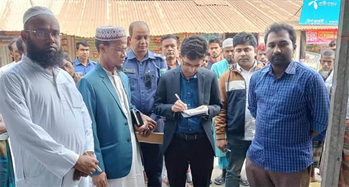 বগুড়া নন্দীগ্রামে মূল্য তালিকা না থাকায় সার ব্যবসায়ী’র ৩০হাজার টাকা জরিমানা