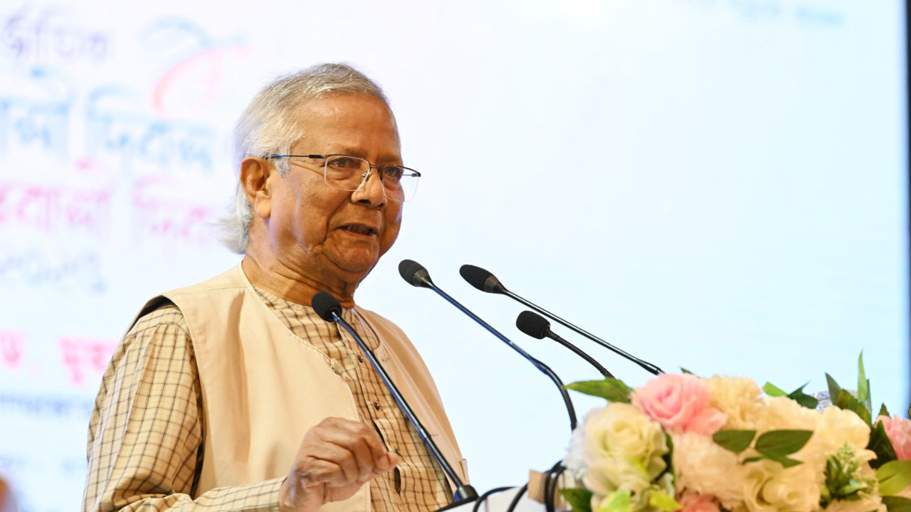 দেশের তারুণ্য সোনার খনির চেয়ে বেশি মূল্যবান : প্রধান উপদেষ্টা