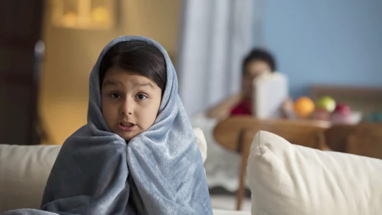 শীতকালে এই ৫টি ভুল আপনার শিশুর জন্য হতে পারে ‘বিষ’