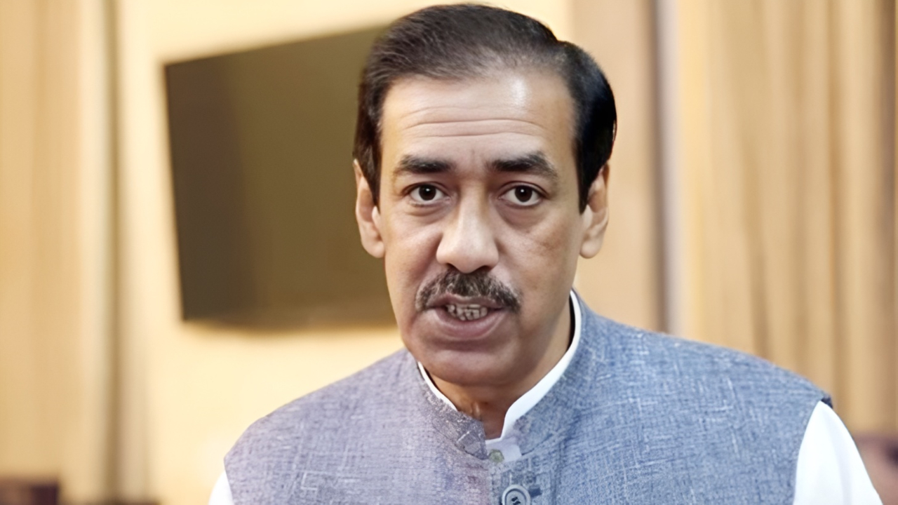 ছেলেসহ শামীম ওসমানের বিরুদ্ধে ট্রাইব্যুনালে আনুষ্ঠানিক অভিযোগ জমা