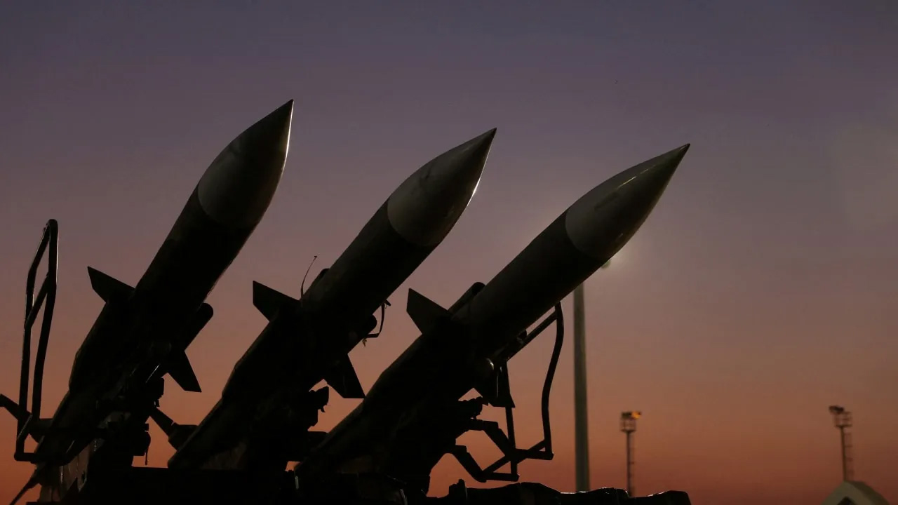 আমিরাতে ব্যালিস্টিক মিসাইল ছুড়ল ইরান