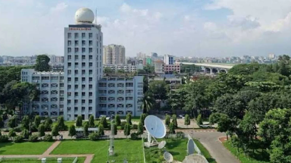 ঢাকার আকাশ আংশিক মেঘলা, তবে বৃষ্টির সম্ভাবনা নেই