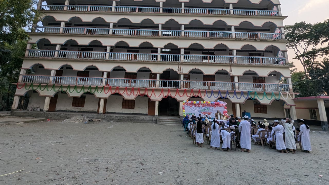 সৌদির সাথে মিল রেখে পটুয়াখালীর ৩৫ গ্রামে আজ ঈদ