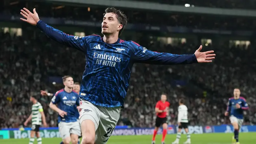 প্রতিপক্ষের মাঠে যোগ করা সময়ের গোলে জিতল আর্সেনাল