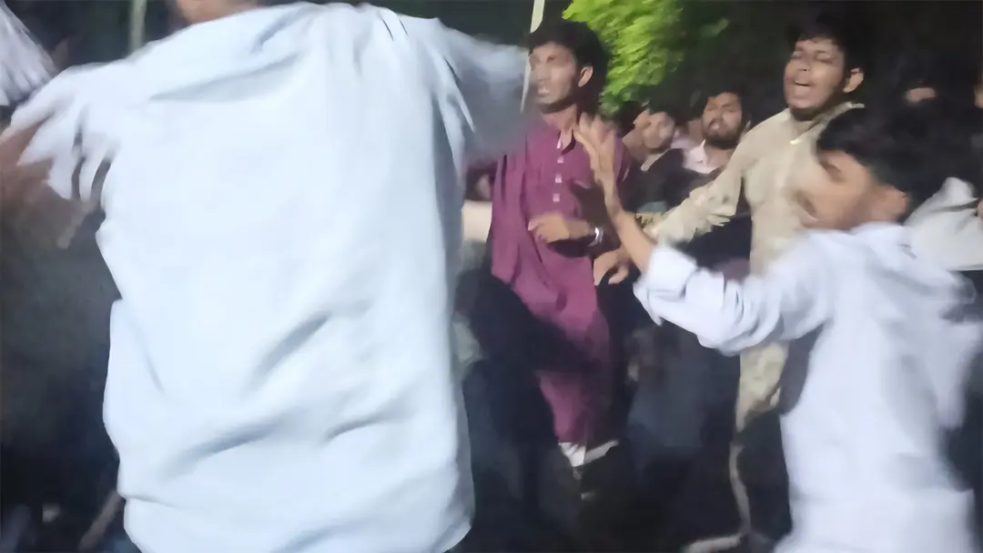 বাকৃবিতে প্রেমঘটিত দ্বন্দ্বে সাংস্কৃতিক অনুষ্ঠান পণ্ড