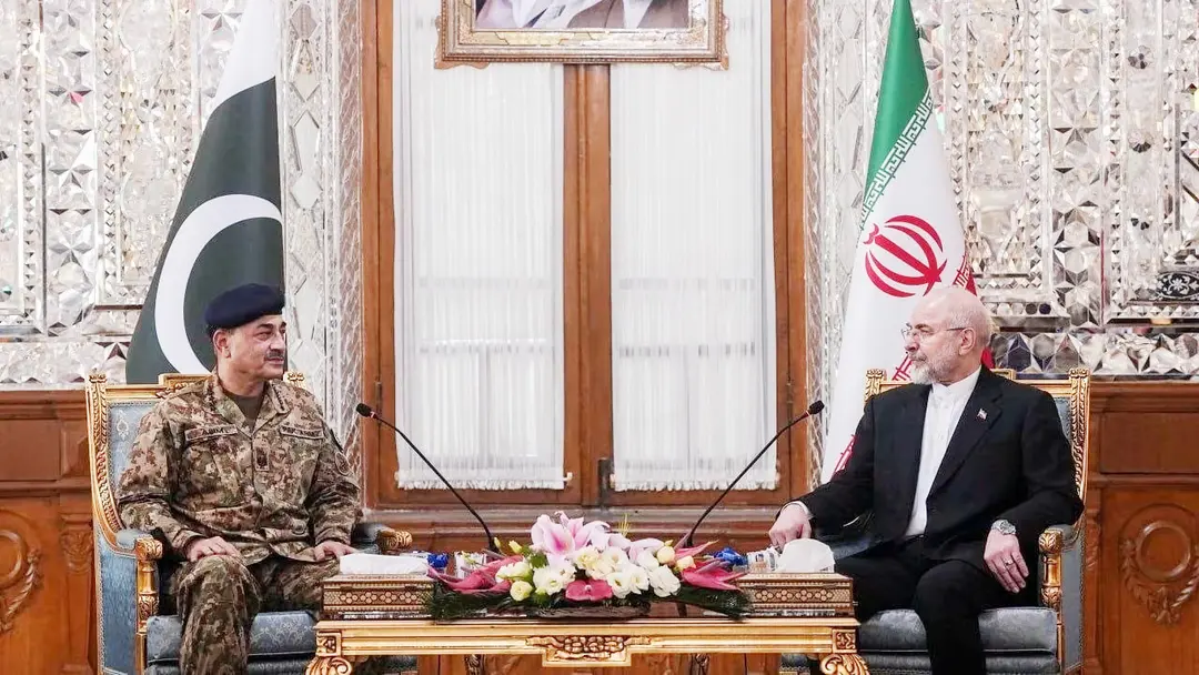 যুক্তরাষ্ট্র ও ইরান চূড়ান্ত চুক্তি থেকে এখনো অনেক দূরে