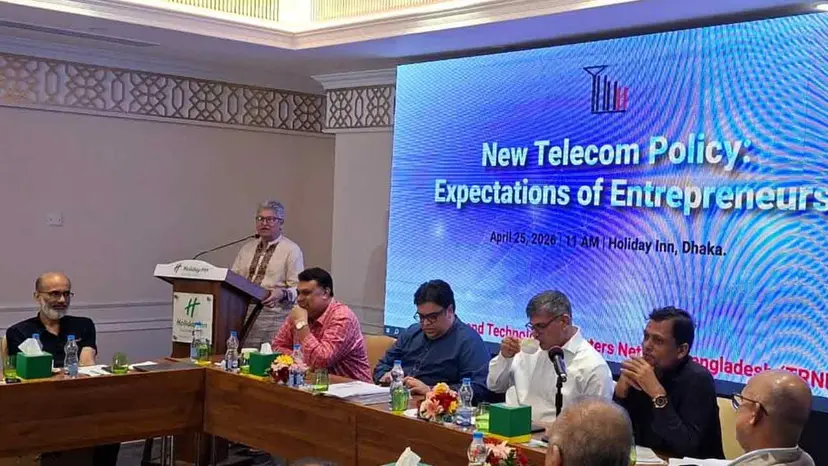 মোবাইল ডেটার মেয়াদের সীমাবদ্ধতায় গ্রাহকের ভোগান্তি বাড়ছে : মাসুদ কামাল