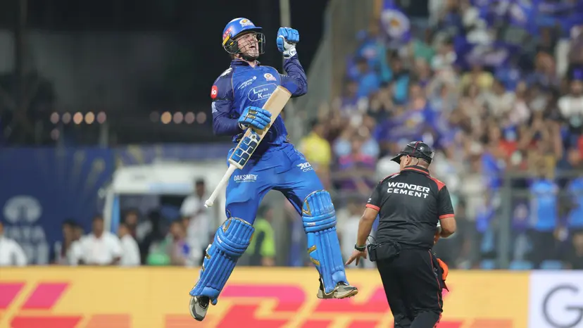 সব আসরের রেকর্ড ভাঙল আইপিএল, রিকেলটনের রেকর্ড সেঞ্চুরি ম্লান