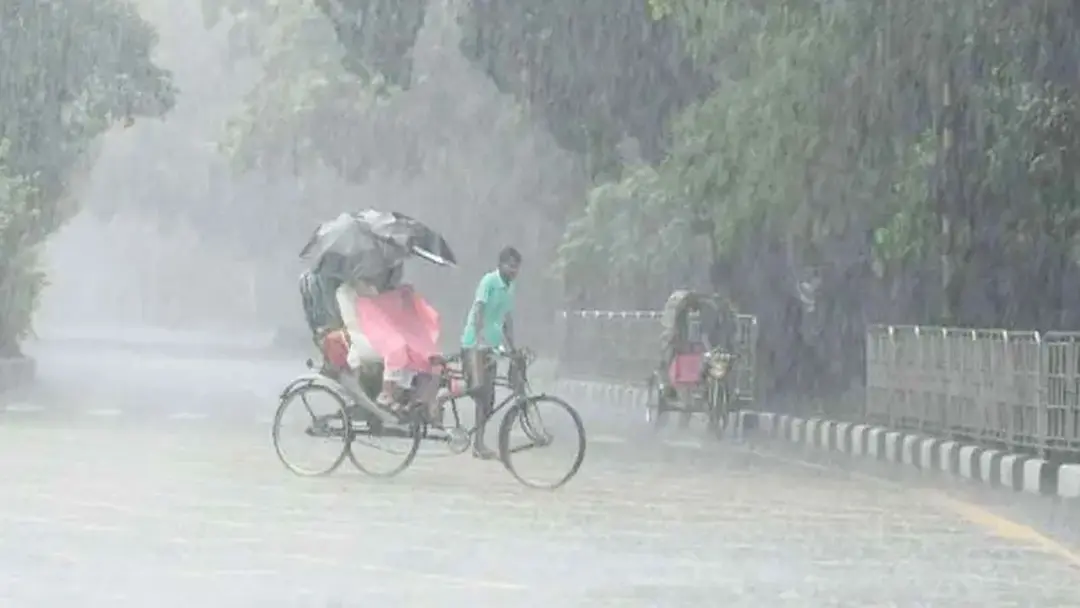 ঢাকাসহ ৪ বিভাগে ভারী বর্ষণের আভাস