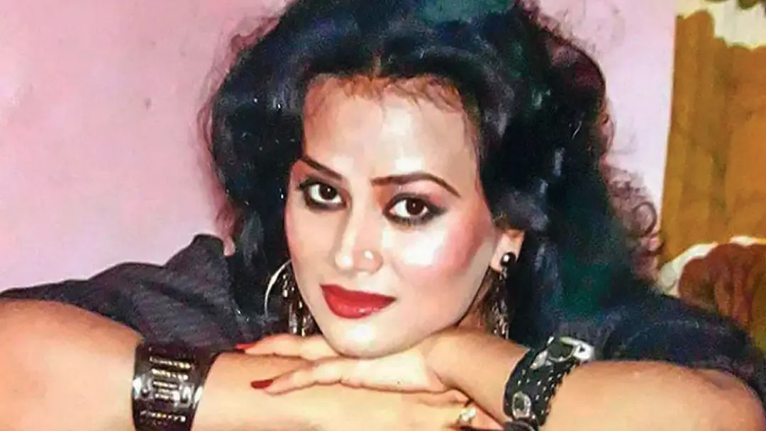এফডিসি থেকে ফেরার পথে অভিনেত্রীর কান ছিড়ে দুল নিয়ে যায় ছিনতাইকারী