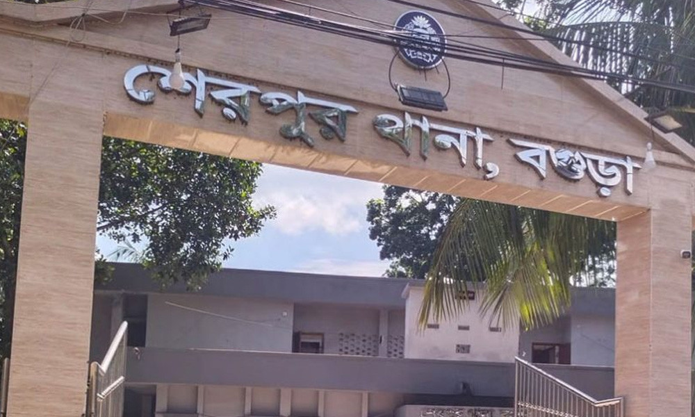 বগুড়ায় ট্রান্সফরমার চুরি করতে গিয়ে গণপিটুনিতে নিহত ১ বগুড়ায় ট্রান্সফরমার চুরি করতে গিয়ে গণপিটুনিতে নিহত ১